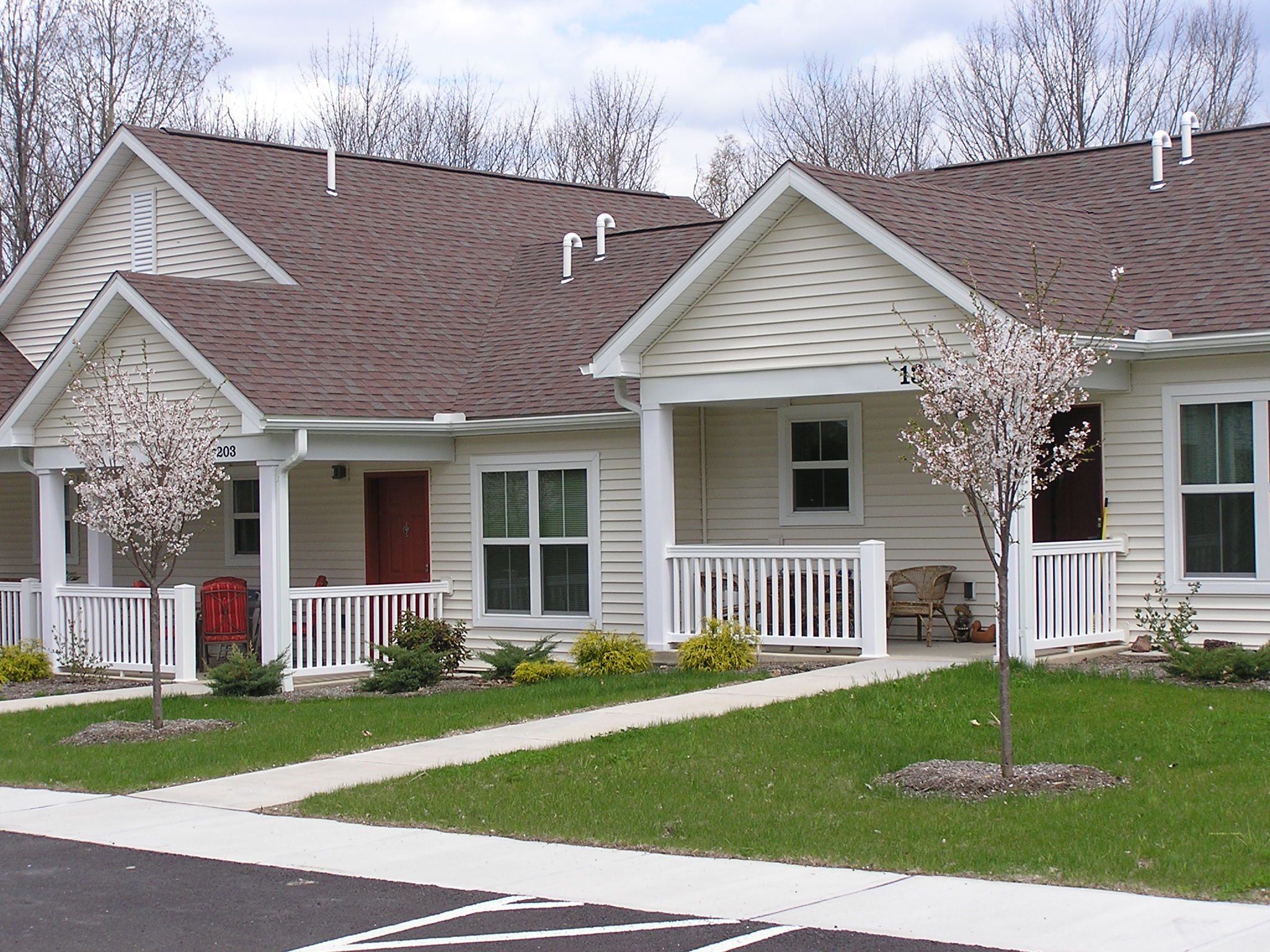 Schoolhouse Hill Apartments